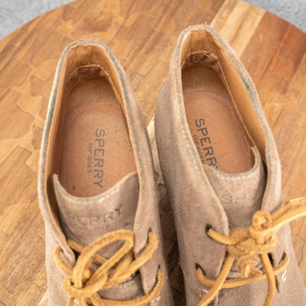 Sperry Top Sider Stella Prow Women 7.5 M Ankle Wedge Bootie Suede Taupe STS96139